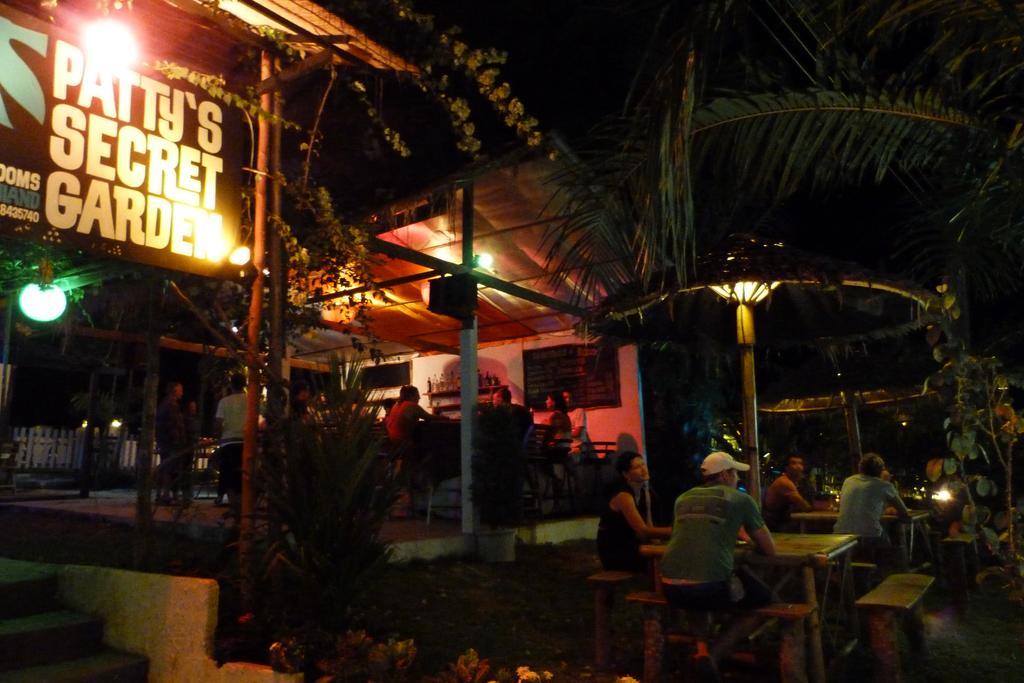 Patty'S Secret Garden Hotel Koh Lanta Exterior photo